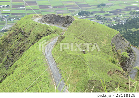 阿蘇高原 ラピュタの道 28118129