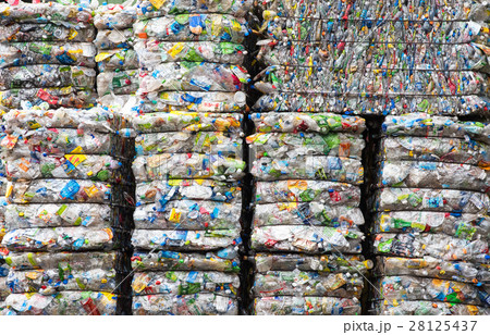 Close up compressed plastic cans for recycle 28125437