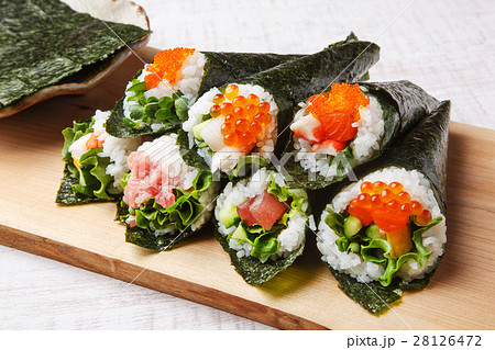 手巻き寿司 手巻き寿司 28126472