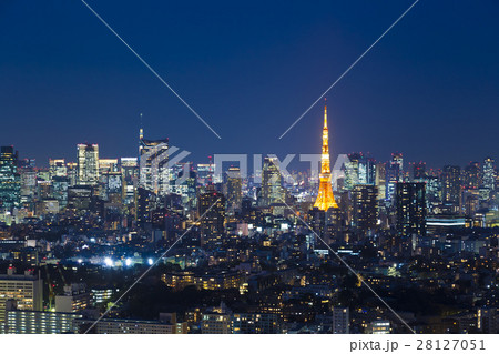 東京都市風景 東京タワー 東京スカイツリー 虎ノ門ヒルズ 広尾 夜景 夜空 ネオンの写真素材