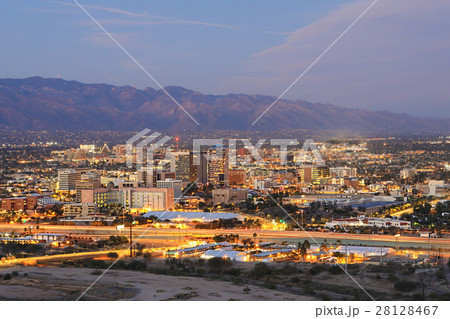 The Tucson skyline at dusk 28128467