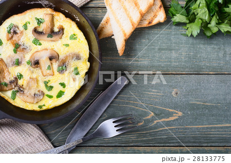 Scrambled eggs with mushrooms Scrambled eggs with mushrooms 28133775