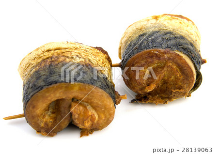 fillet of smoked mackerel isolated on white 28139063