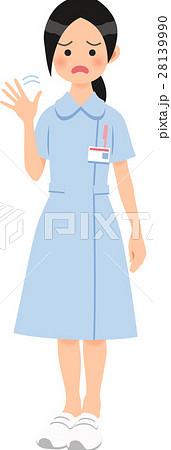 青いナース服を着て嫌がる女性 28139990