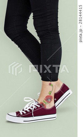Ankle Flowers Tattoo Women Concept Ankle Flowers Tattoo Women Concept 28144415