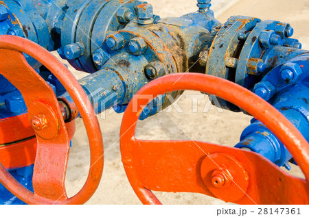 Wellhead with valves. Wellhead with valves. 28147361