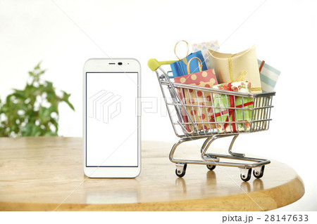 ショッピングカートとスマホ 28147633