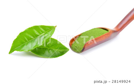 powder green tea with green tea leaf  28149924