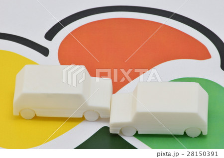 高齢者　交通事故 28150391