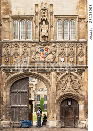 Great Gate in Trinity College. Cambridge, UK Great Gate in Trinity College. Cambridge, UK 28153003
