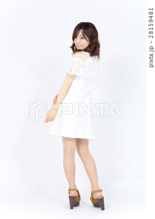 若い女性　ファッション ポートレート 28159481