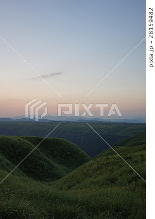 阿蘇山(夕焼け) 阿蘇山(夕焼け) 28159482