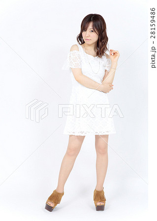 若い女性　ファッション ポートレート 28159486