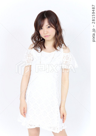 若い女性　ファッション ポートレート 28159487