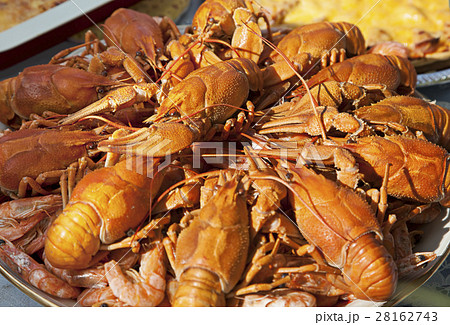 Dish of boiled crawfish closeup Dish of boiled crawfish closeup 28162743