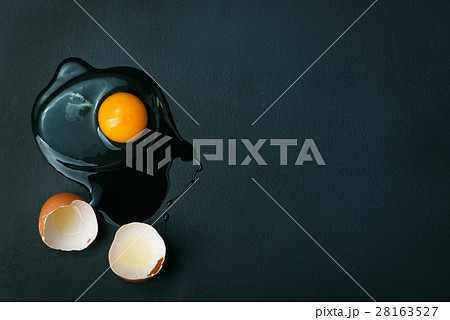 raw eggs raw eggs 28163527