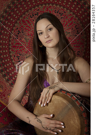 Sound of the drum Sound of the drum 28164357