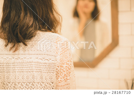 various various 28167710