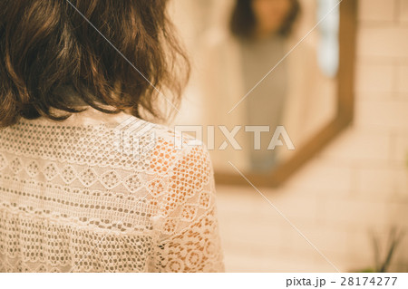 various various 28174277