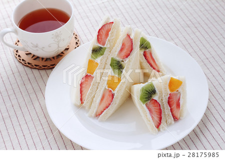 フルーツサンド 28175985