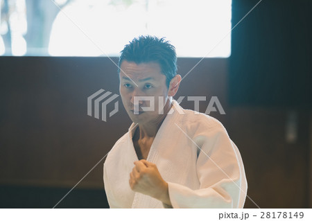 martial artist 28178149