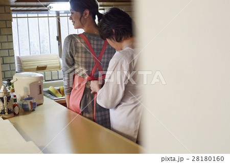 仲のいい嫁姑 28180160