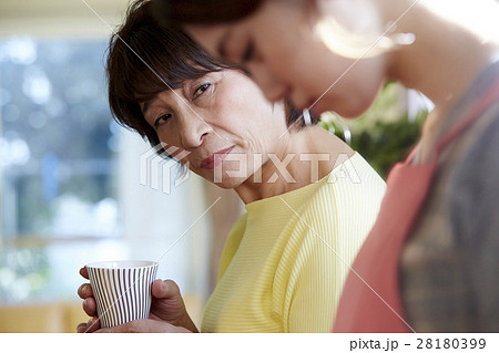 嫁姑問題 嫁姑問題 28180399