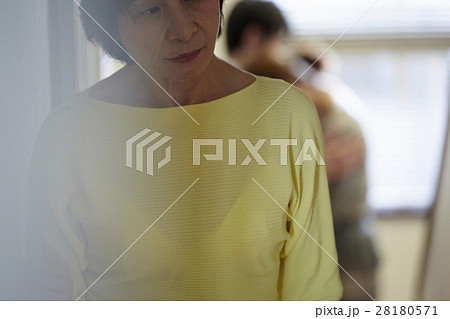 嫁姑問題 28180571