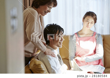 マザコン夫 マザコン夫 28180584