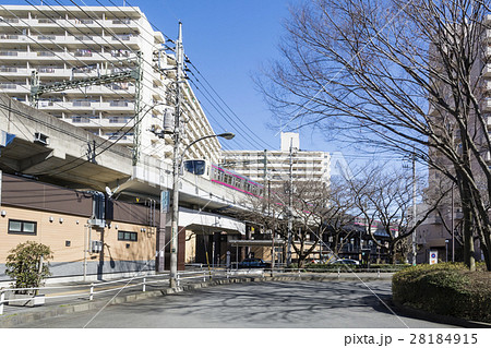 中央線高尾駅南口 ロータリーの写真素材