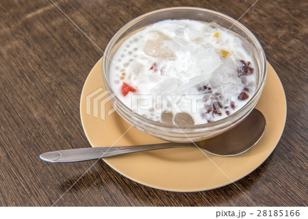Thailand dessert, bubur cha cha, momochacha 28185166