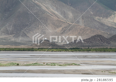 The foothills of Tibet 28186595