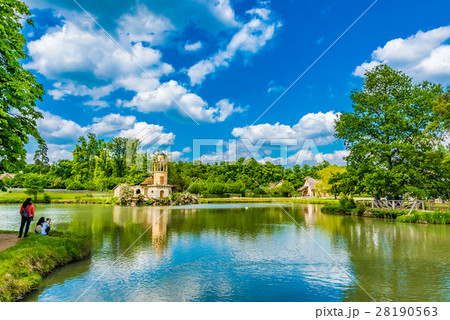 ヴェルサイユ宮殿　美しい風景 28190563