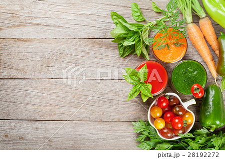 Fresh vegetable smoothie. Tomato, cucumber, carrot 28192272
