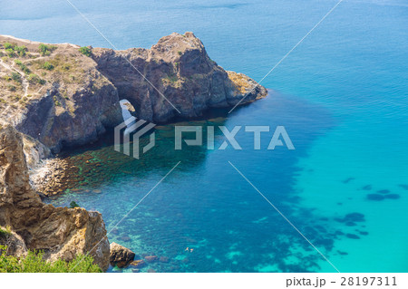 Seascape with rocks 28197311