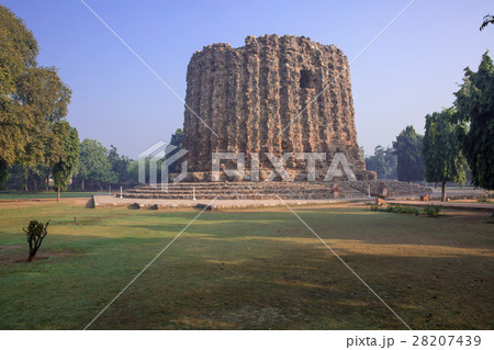 クトゥブ・ミナール 28207439