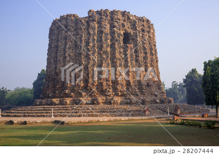 クトゥブ・ミナール 28207444