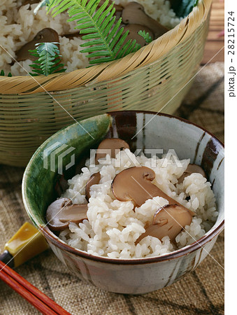 松茸ごはん 28215724
