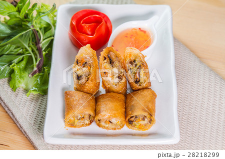 Deep fried spring rolls Deep fried spring rolls 28218299