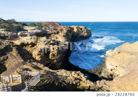 The Grotto in the Great Ocean Road The Grotto in the Great Ocean Road 28228760