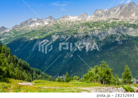 Hiking to Argentiere glacier  28232693