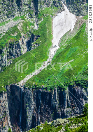 Hiking to Argentiere glacier with  28232695