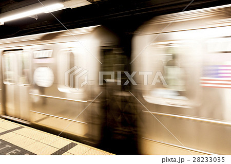 ニューヨークのサブウェイ ニューヨークのサブウェイ 28233035