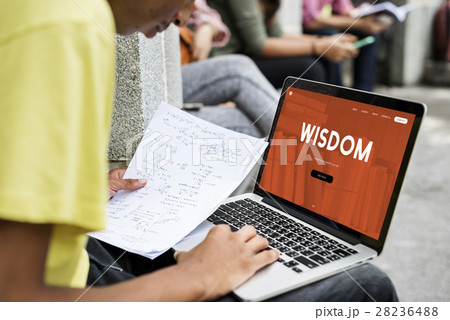 Distance learning online webpage interface Distance learning online webpage interface 28236488