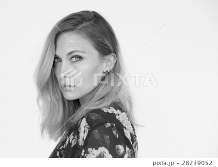 Attractive Woman Casual Caucasian Confident Concept 28239052