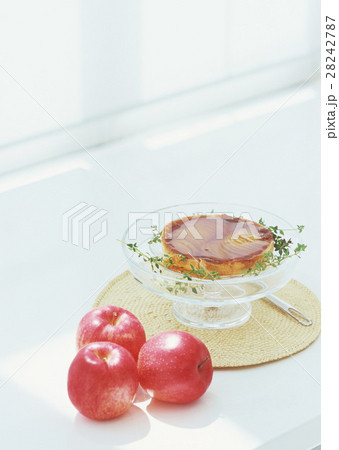 アップルタルトとリンゴ 28242787