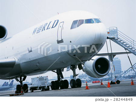 飛行機 飛行機 28244849