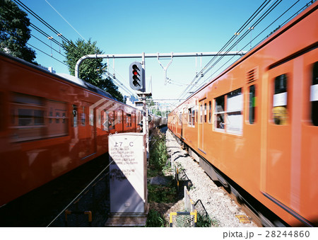 電車 電車 28244860