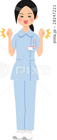 パンツスタイルの青いナース服を着た拳を握りしめて喜ぶ女性 28247221