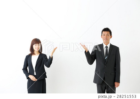 ビジネスイメージ（手かざし） 28251553